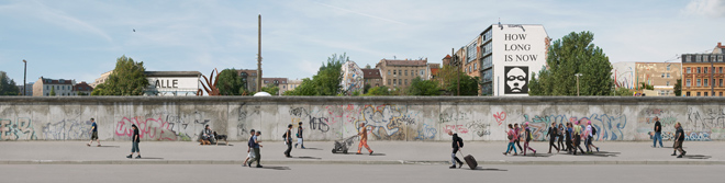 How long is now, 2010 Mit Sicherheit keine Freiheit, 2010 Mona Breede Fotografie 50 x 200 cm / 75 x 300 cm
