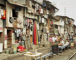 © Peter Bialobrzeski „Manila, 2008“ aus der Serie „The Raw and the Cooked“