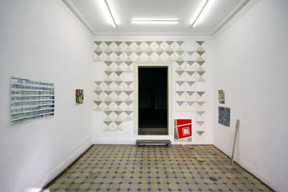 Flat, 2011, Ausstellungsansicht, Oberwelt, Stuttgart