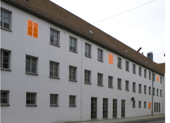 osmose, 2004-2014, Fassadeninstallation innen/außen, fluoreszierendes Plexiglas, Museum für konkrete Kunst Ingolstadt