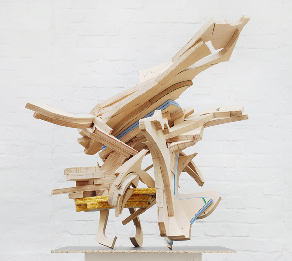 Diskordanz Multiplex, Gummi / Multiplex, Rubber 87x 84 x 84 cm (HxBxT) 2012