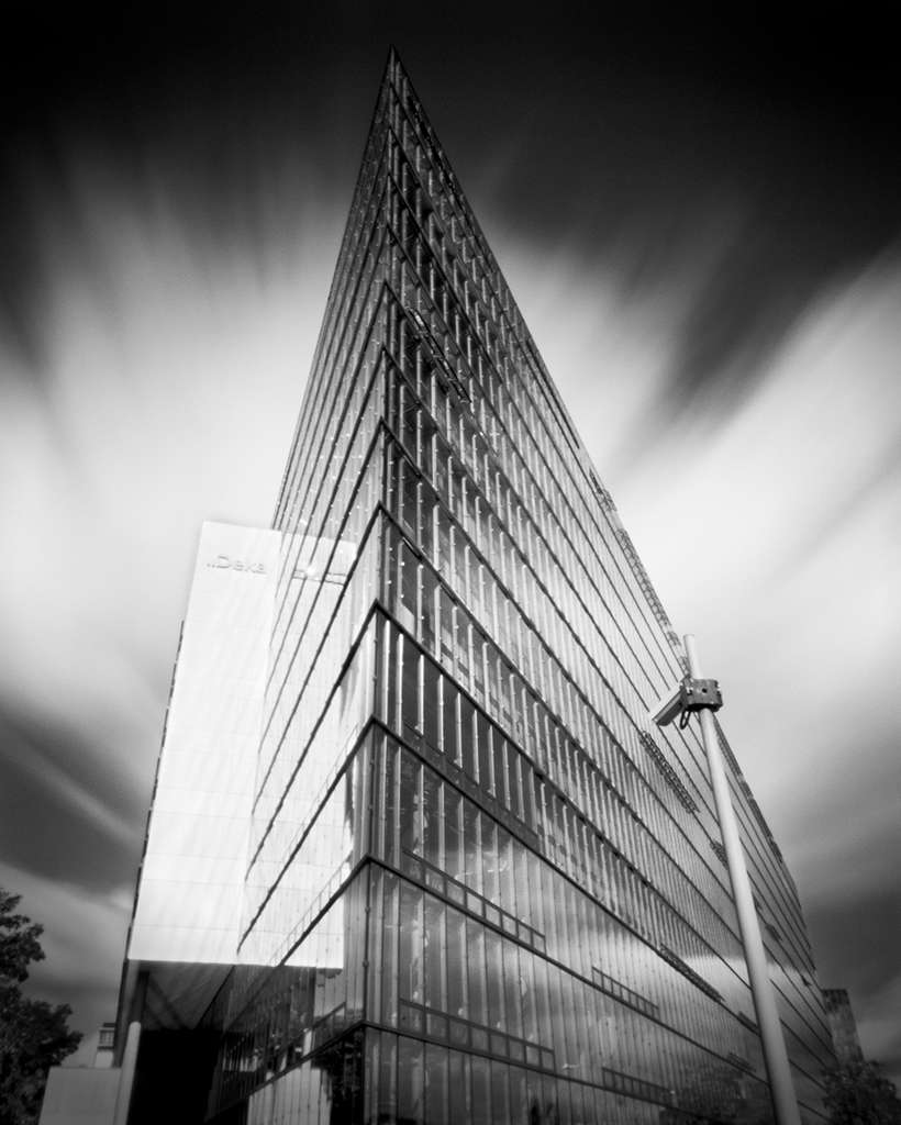 Pinhole Towers (Dekabank)