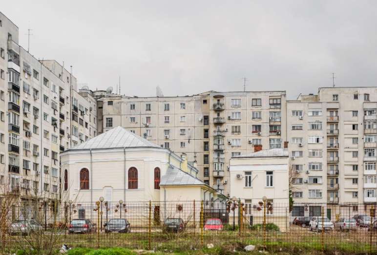 Anton Roland Laub, Serie "Mobile Churches", 2013-2017